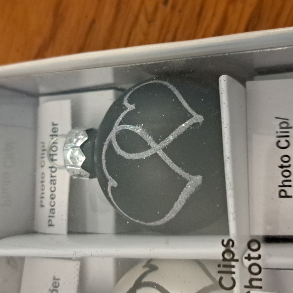 CHRISTMAS ORNAMENTS - Picture 3 of 4